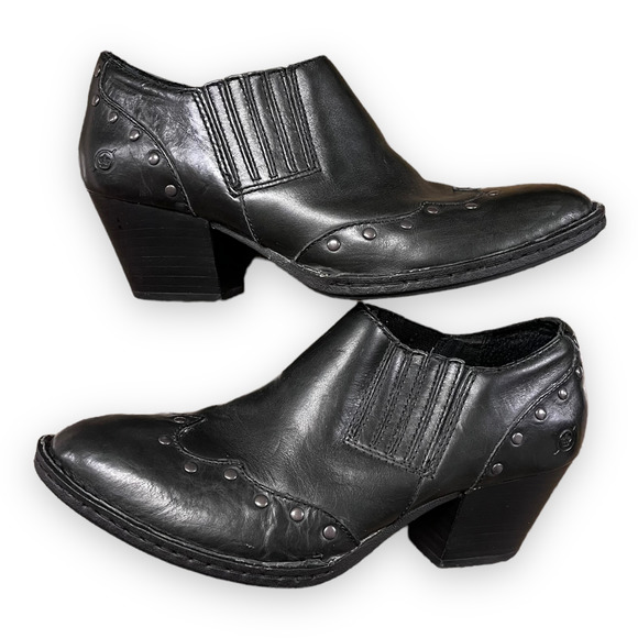 Born Black Leather Studded Western Ankle Boots Women's Size 8.5 - Picture 5 of 10